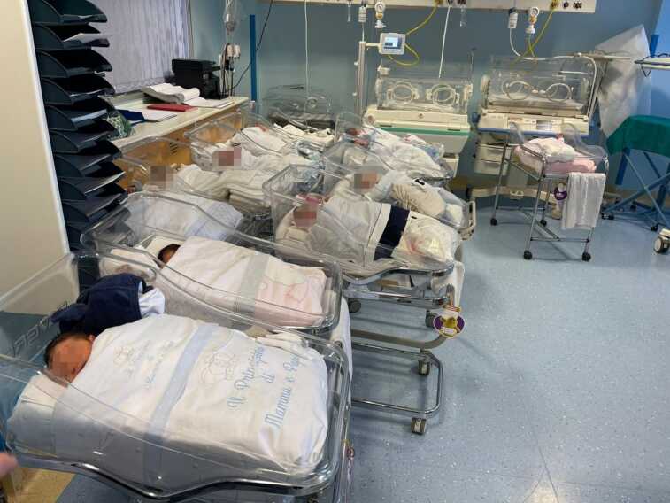 Galleria foto 'Boom di nascite al “San Paolo” di Bari: nidi pieni e cura della donna a 360 gradi – FOTO' - foto 3
