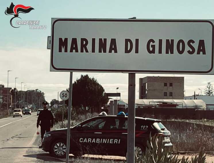 Galleria foto 'Marina di Ginosa, incendia mezzi agricoli e attrezzi da lavoro: ai domiciliari un 40enne' - foto 1