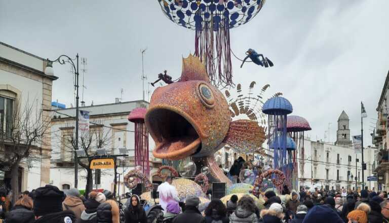 Putignano, un Carnevale per tutti: la sfilata abbatte le barriere e promuove l’inclusione