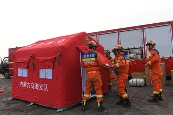 Galleria foto 'Cina, crolla miniera di carbone: 5 morti e 48 dispersi' - foto 1