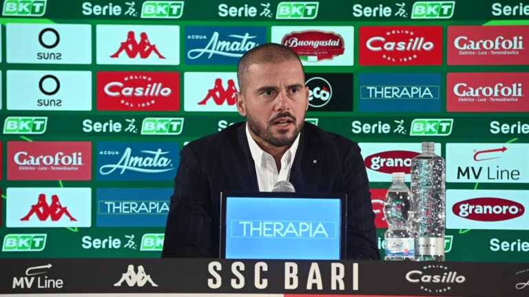Bari, il punto del ds Polito: «Abbiamo creato un mix di giovani ed esperti. Poste le basi per il futuro» – VIDEO