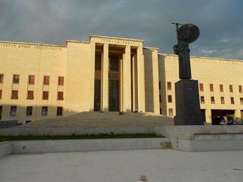 Galleria foto 'Cospito, studenti Sapienza occupano facoltà di Lettere' - foto 1