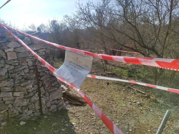 A Santeramo cala il silenzio: domani l’autopsia sul corpo della 55enne trovata morta