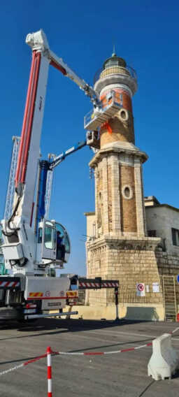 Barletta, il faro del porto è pronto a risplendere. Via ai lavori grazie a 1,6 milioni di euro