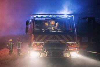Galleria foto 'Francia, scoppia incendio in casa: morti mamma e 7 figli' - foto 1