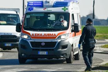Galleria foto 'Incidenti, scontro tra furgoni su SS 690: morti due fratelli, grave coppia' - foto 1