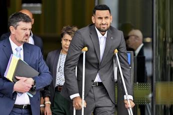 Galleria foto 'Kyrgios si dichiara colpevole aggressione a ex ma tribunale archivia caso' - foto 1