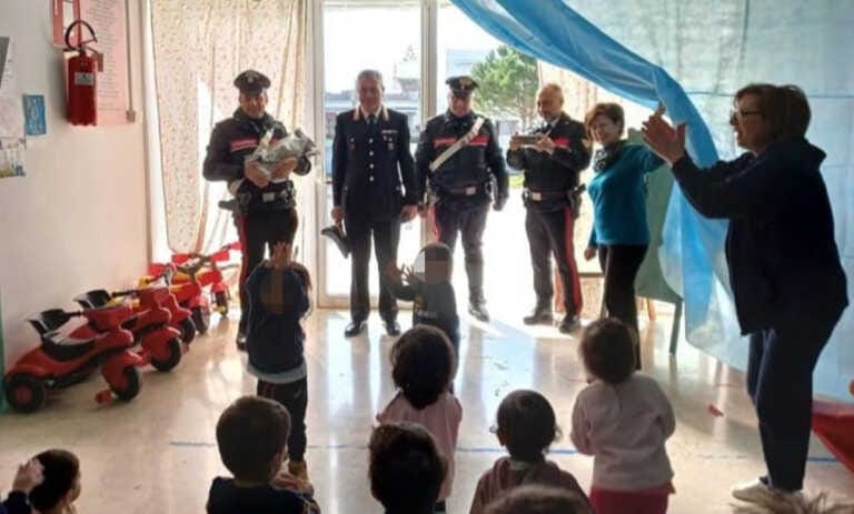 Casarano, vandali rubano la statua della Madonnina all’asilo nido: la ricomprano i carabinieri
