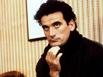 Massimo Troisi, il Mic celebra i 70 anni del “comico dei sentimenti”