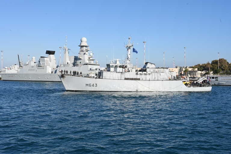 Le navi anti-mine in addestramento a Taranto: la città ospita equipaggi turchi e francesi