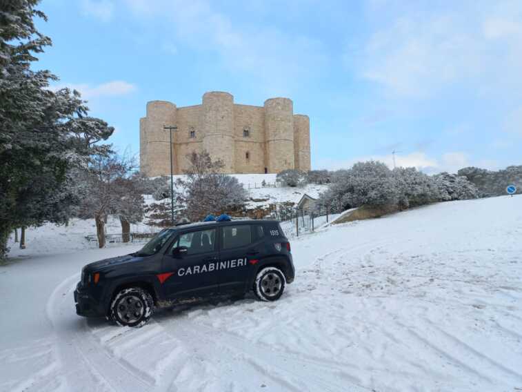 Nevica nel Barese: scuole chiuse in alcuni centri. Fiocchi anche sul capoluogo – FOTO e VIDEO