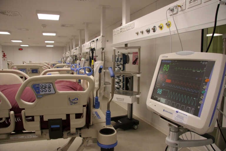Alla Asl di Bari le attrezzature dell’ospedale Covid in Fiera: andranno nelle Rianimazioni di Putignano, Corato e Molfetta