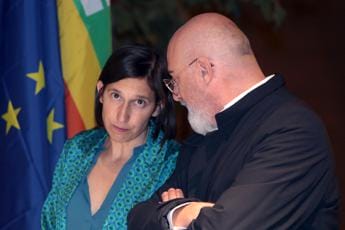 Galleria foto 'Pd, sfida su Assemblea: chi è per Bonaccini e chi per Schlein' - foto 1