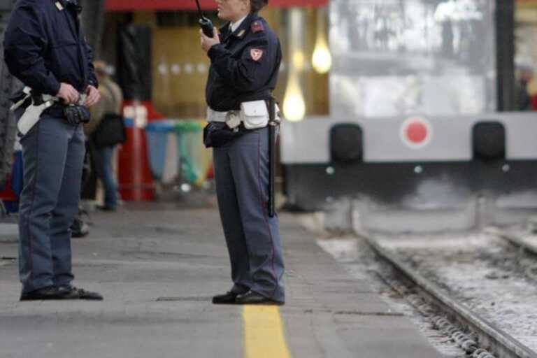 Controlli della Polizia ferroviaria nelle stazioni e sui treni in Puglia: 4 denunce nel weekend di Pasqua