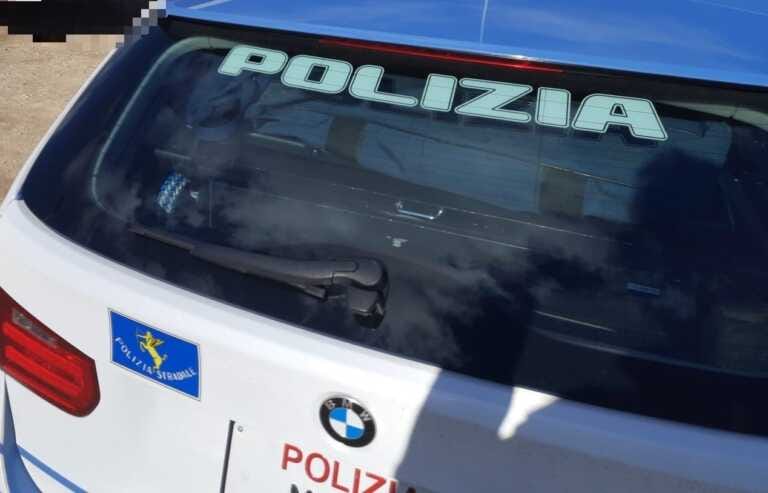 Lauria, anziana dimenticata dall’autobus in un’area di servizio della A2: soccorsa dalla Polstrada