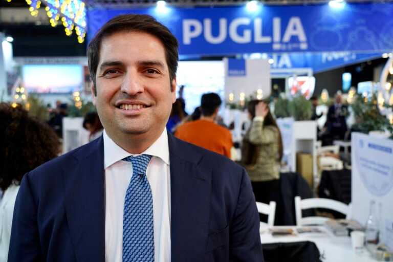 Santanché visita lo Stand Puglia alla Bit: «Avete imprenditori lungimiranti e una regione meravigliosa» – FOTO e VIDEO