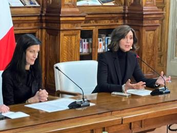 Galleria foto 'Ricerca, incontro Commissaria Gabriel e Bernini: “Sostegno a giovani ricercatori e donne Stem”' - foto 1