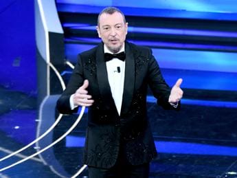 Sanremo 2023, al Comune offerta per ‘scippare’ festiva alla Rai. L’assessore: “Valuteremo”