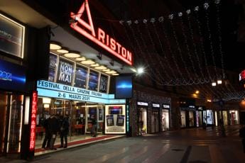 Galleria foto 'Sanremo 2023, ecco i cantanti divisi tra prima e seconda serata' - foto 1