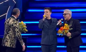Sanremo 2023, l’appello di Zarrillo per diritti e libertà