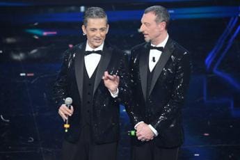 Galleria foto 'Sanremo 2024, Amadeus pronto per primo annuncio da Fiorello – Video' - foto 1