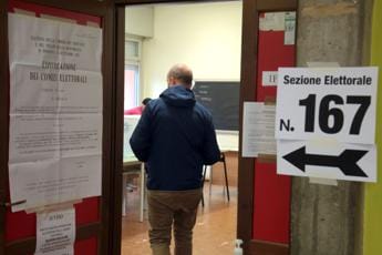 Galleria foto 'Sondaggi politici, Pd di Schlein cresce e si avvicina a M5S' - foto 1