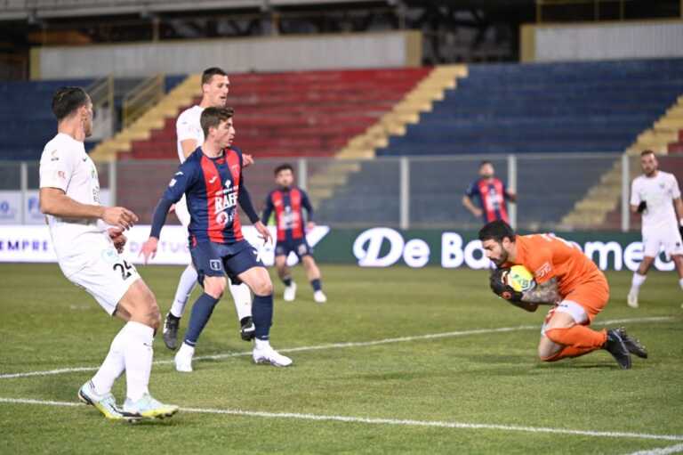 Serie C: bene Cerignola, Francavilla e Taranto. Perdono Andria e Monopoli. Foggia fermato dal Gelbison