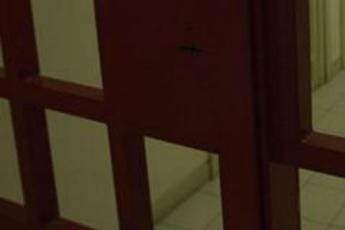 Galleria foto 'Teramo, 35 salsicce imbottite di droga nel pacco per il nipote in carcere' - foto 1