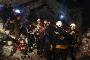 Galleria foto 'Terremoto Turchia, “verifiche su coinvolgimento italiani”' - foto 1