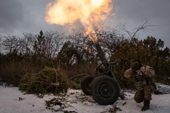 Ucraina, allarmi antiaerei nella notte in tutto il Paese