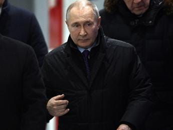 Ucraina-Russia, treno blindato e ferrovie segrete: così si sposta Putin