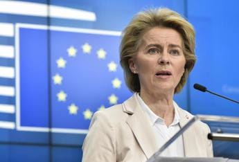 Ucraina, Von der Leyen: “Decimo pacchetto sanzioni per indebolire macchina guerra russa”
