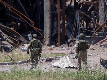 Ucraina, Wagner annuncia successi. Casa Bianca: “Hanno perso 30mila uomini”