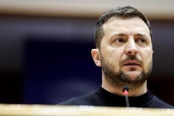 Ucraina, Zelensky: “Grazie Italia, vincere è nostro destino”