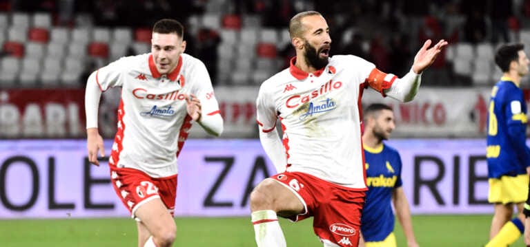 Bari, Di Cesare rinnova: il capitano in biancorosso fino a giugno 2024 – VIDEO