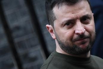 Zelensky: “Ho sentito parole Berlusconi, gli manderò cassa di vodka”