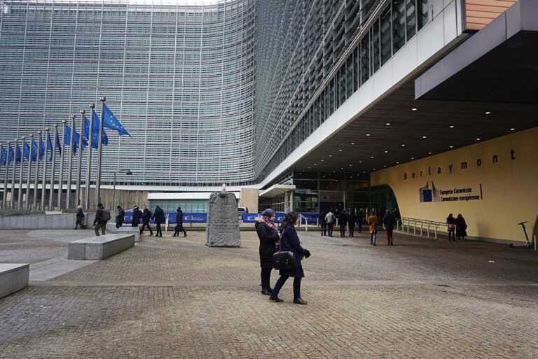 Galleria foto 'Commissione Ue “Garantire debito sostenibile a medio termine”' - foto 1