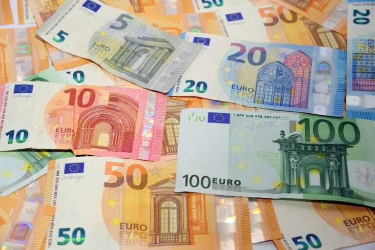 Galleria foto 'Btp Italia, raccolti quasi 10 miliardi' - foto 1