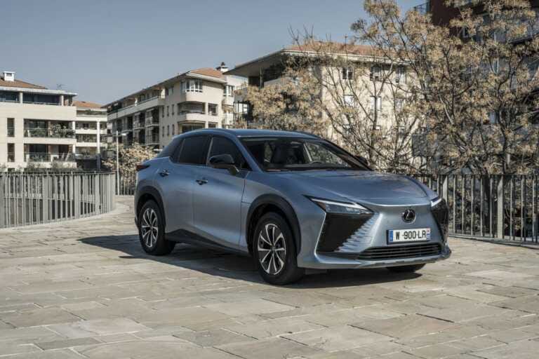 Nuovo Lexus RZ 450e full electric