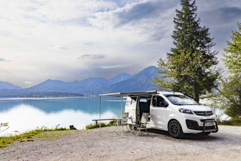 Ideale per le vacanze, Opel Vivaro come “Alpincamper”
