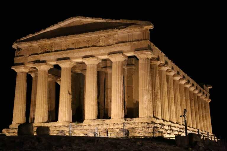 Galleria foto 'Agrigento proclamata Capitale italiana della Cultura 2025' - foto 1