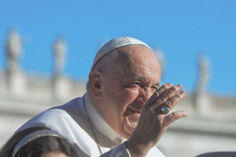Galleria foto 'Papa, previste per domani le dimissioni dal Gemelli' - foto 1