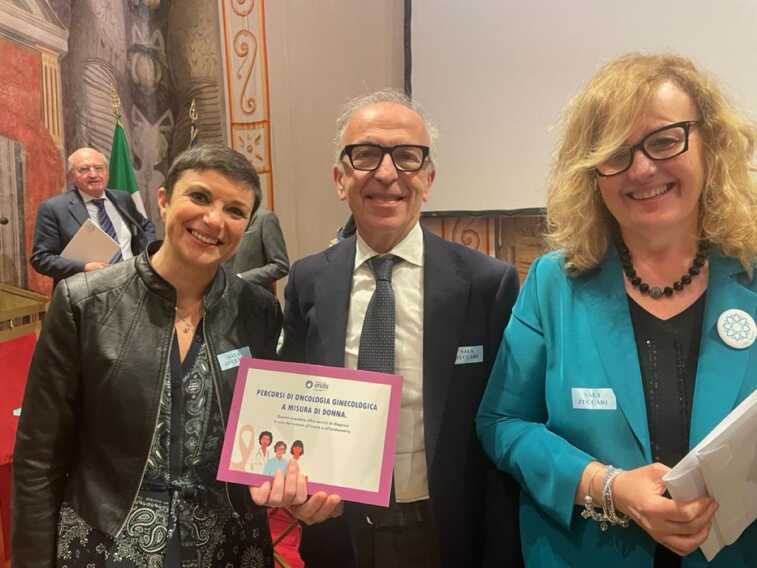 Galleria foto 'Bari, il Policlinico tra i 40 centri d’eccellenza in Italia per i trattamenti dei tumori all’ovaio ed endometrio' - foto 1