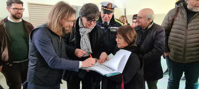 Galleria foto 'Gravina, consegnate le chiavi dell’ex mercato alla Asl di Bari: nascerà il nuovo centro di Neuropsichiatria infantile – FOTO' - foto 6