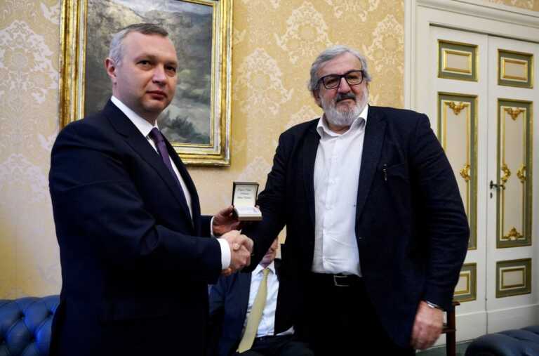 Ucraina, Emiliano incontra Melnyk: «Si fermino le ostilità e sia ripristinato il diritto internazionale» – VIDEO