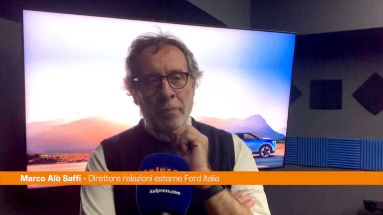 Galleria foto 'Ford presenta Explorer, primo SUV 100% elettrico' - foto 1
