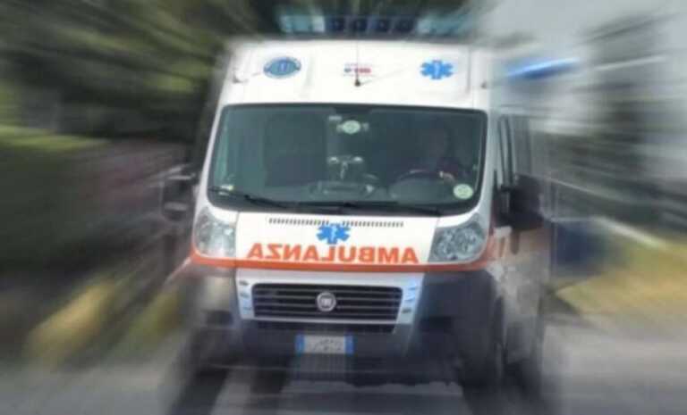 Travolto da un’auto mentre taglia l’erba sul ciglio della provinciale 231: muore un operaio di 23 anni