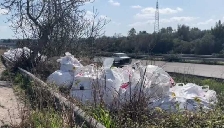 Decine di sacchi contenenti amianto abbandonati sulla provinciale a Taranto: «Intervenga l’Arpa»