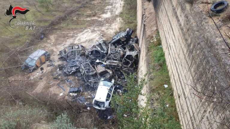 Minervino Murge: una cava utilizzata come “cimitero” di auto cannibalizzate