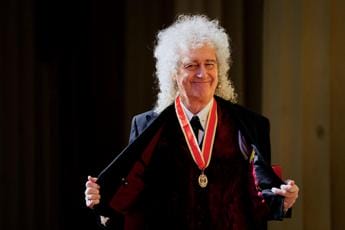 Galleria foto 'Brian May nominato cavaliere da Re Carlo' - foto 1